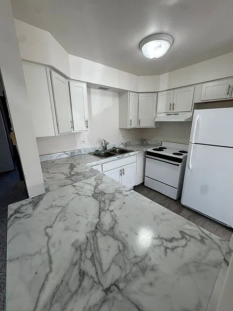 4337 Centennial Ct — Photo 2