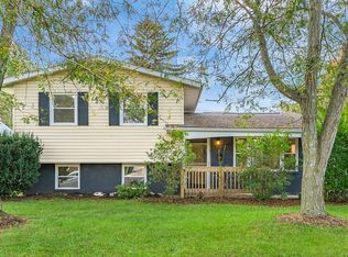 40 Indianhead Dr, Heath, OH 43056