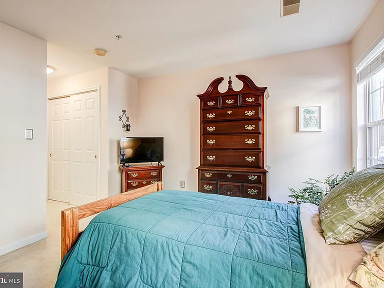 121 Timberbrook Ln #202 — Photo 6
