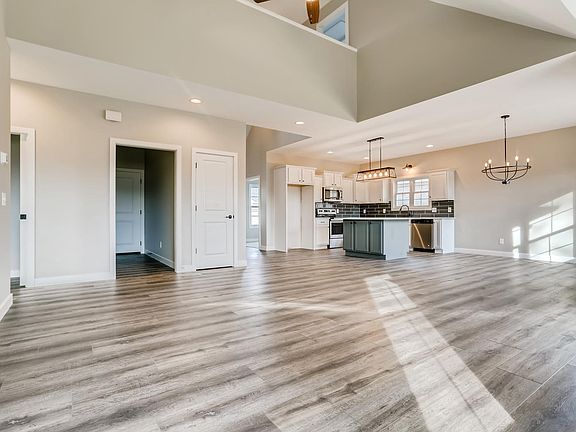4th image of 8321 Wyatt Ct