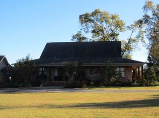 208 Rose Hill Plantation Rd, Natchez, LA 71456