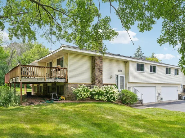 12311 Oak Leaf Ct, Burnsville, MN 55337