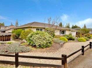 215 Hawthorne Ave, Los Altos, CA 94022