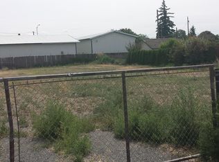 1509 S 17th St, Yakima, WA 98901