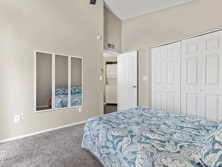 10301 N 70th St #210 — Photo 22