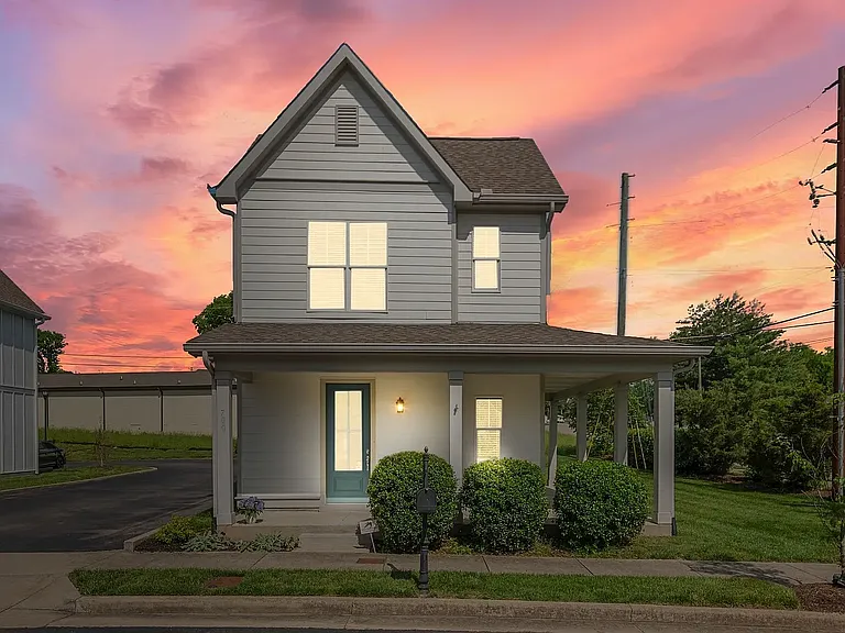 700 Cottage Park Dr — Photo 3