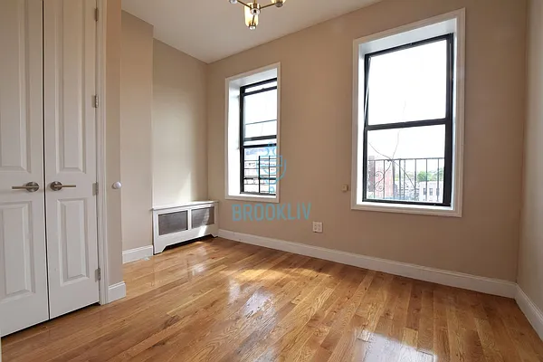 Rented by null | media 5