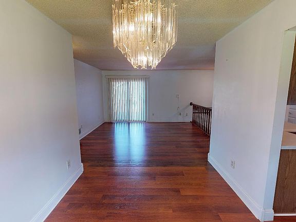 4th image of 2115 93rd Way N