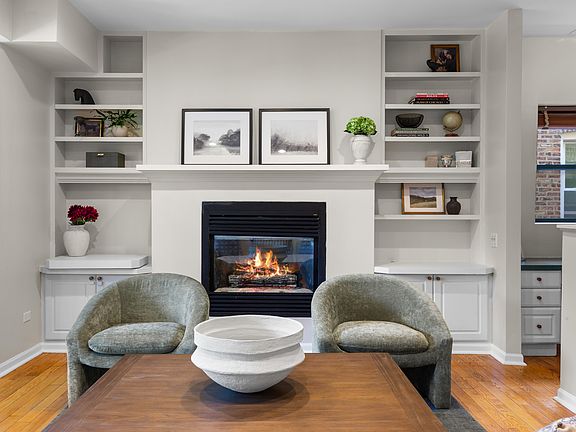 5th image of 4715 N Beacon St APT 2N
