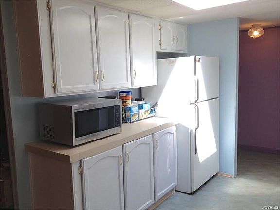 3rd image of 29 Melody Ln