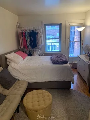 Rented by City Connections Realty | media 8