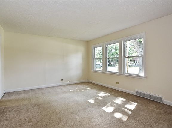 2nd image of 17751 67th Ave