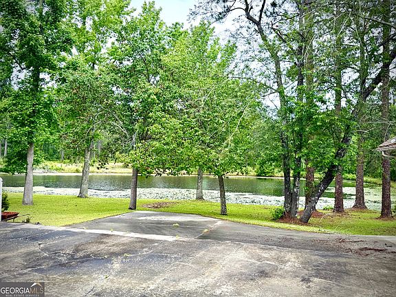 5th image of 87 Georgia Ave