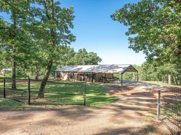 4645 An County Rd #404, Palestine, TX 75803