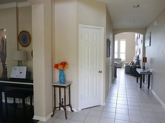 4th image of 4631 Connies Court Ln