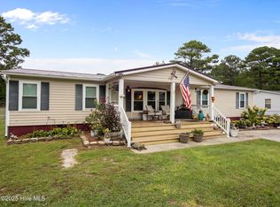 339 E Southwinds Dr, Newport, NC 28570