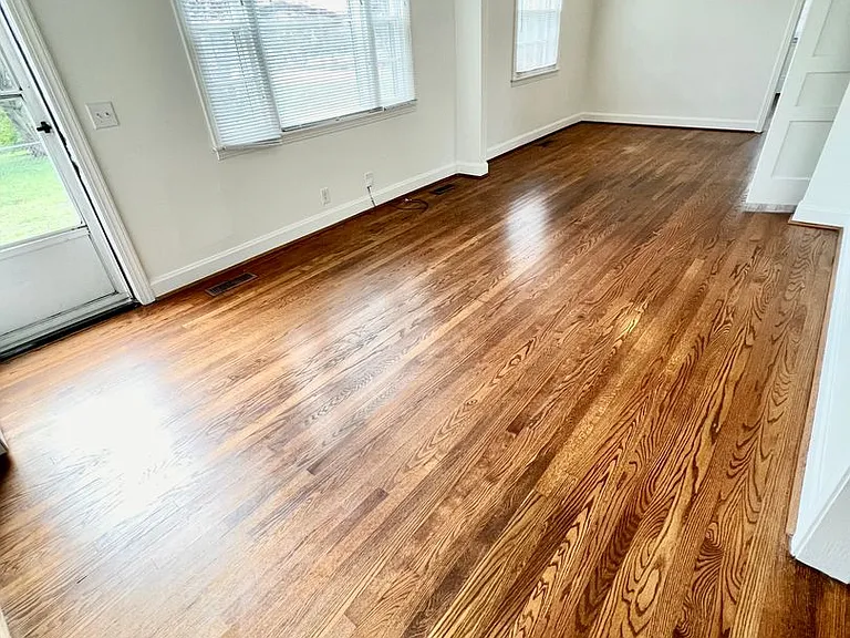 1123 Gibson Dr — Photo 7