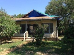 510 W 19th St, Plainview, TX 79072