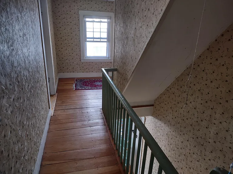 40 Whidden St — Photo 6