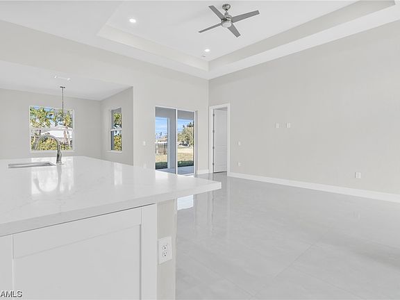 4th image of 531 NE 5th Court Cpe