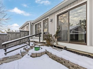 796 Timber Way Dr #15-B, Columbus, OH 43085