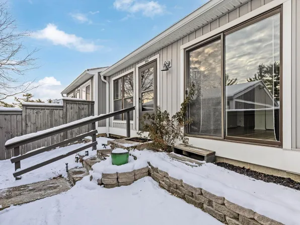 796 Timber Way Dr #15-B, Columbus, OH 43085