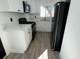 3817 W 113th St #C, Inglewood, CA 90303