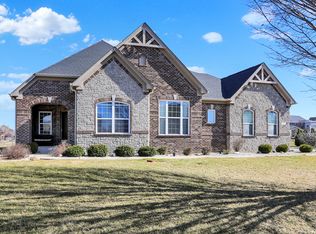 10001 Copper Saddle Bnd, Fishers, IN