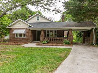 602 Old Winston Rd, High Point, NC 27265