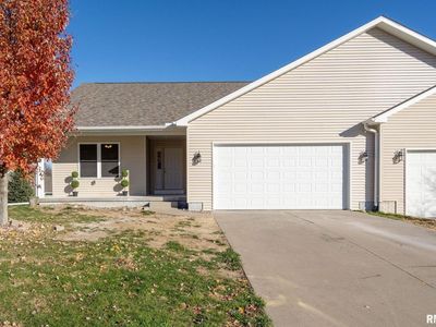 1809 E 6th St #1, Coal Valley, IL, 61240