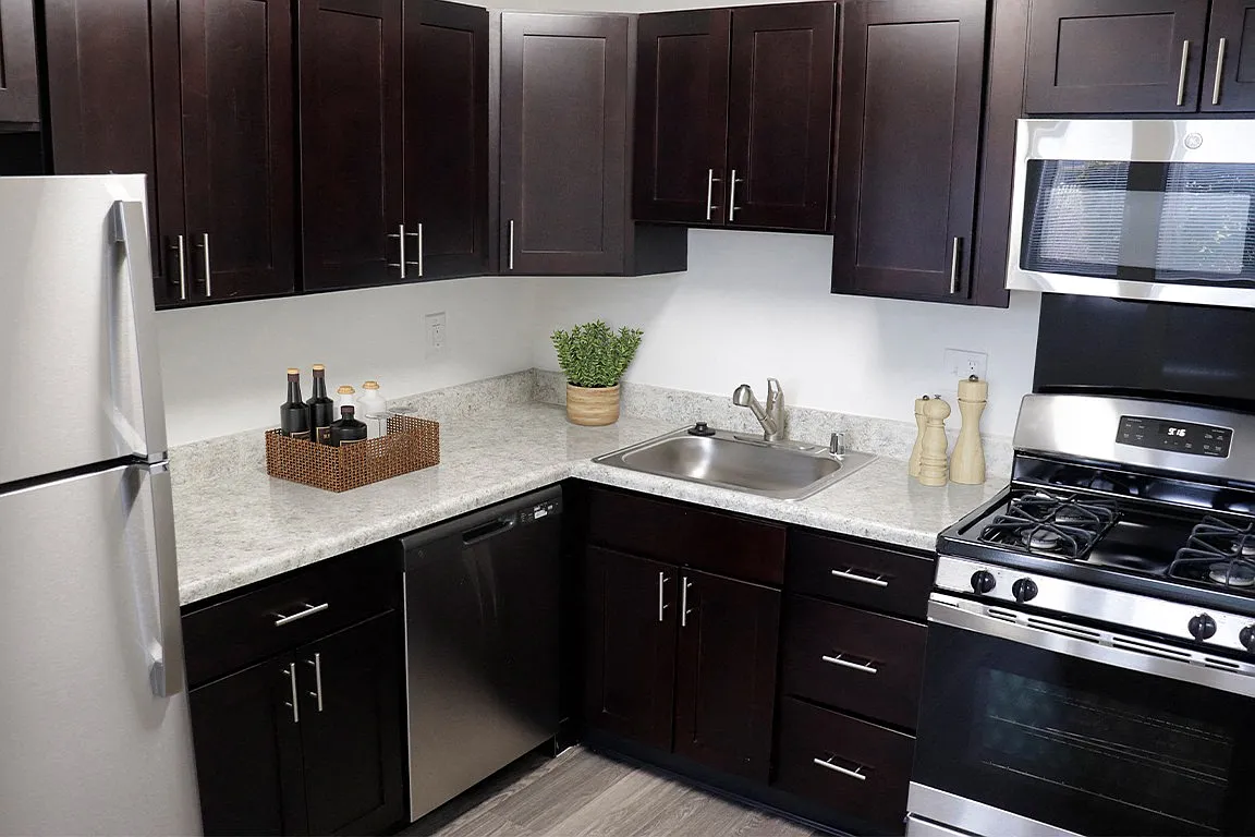 Doncaster Village Apartments — Photo 2