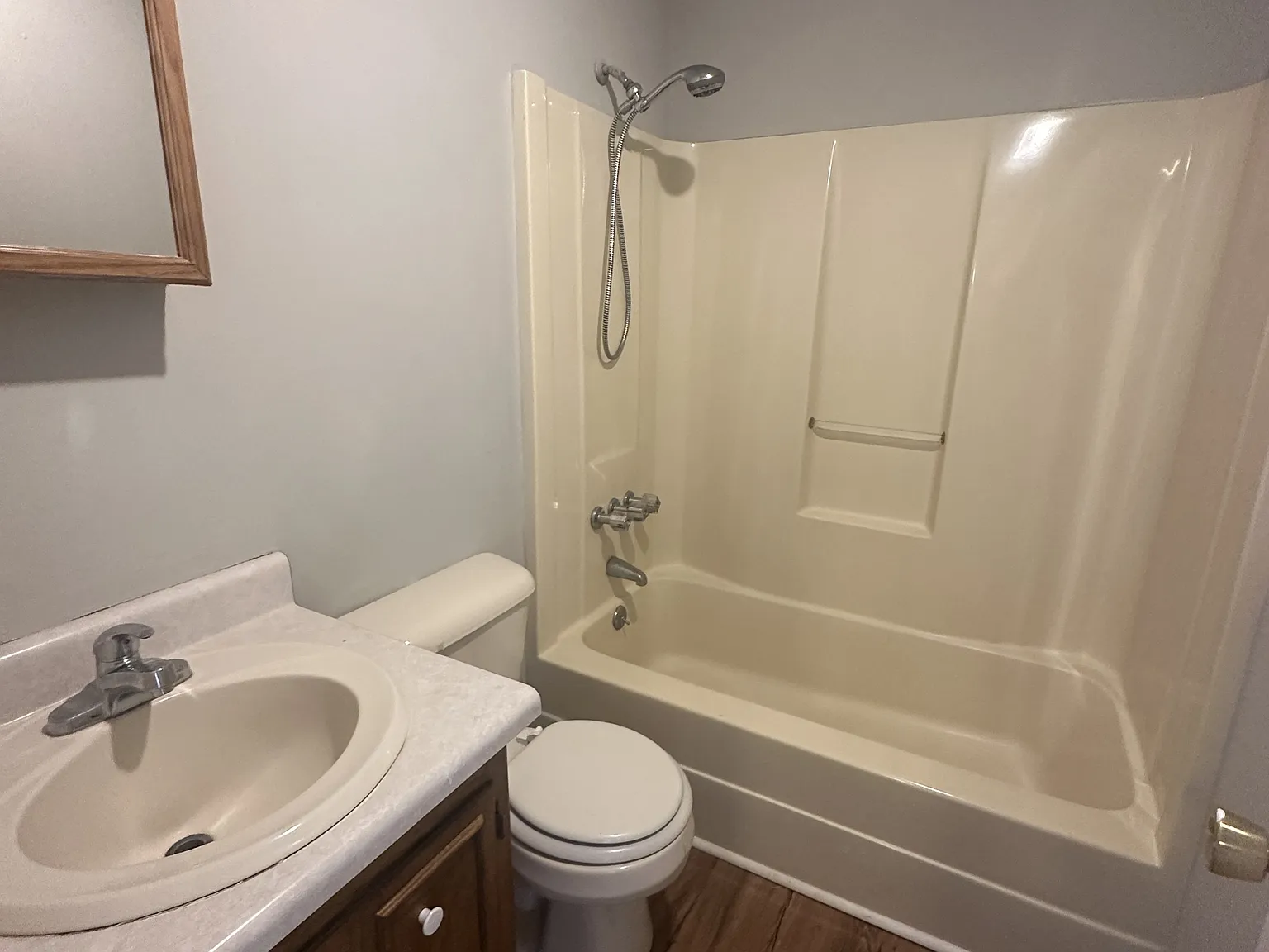 1021 West Hancock Street - B — Photo 3