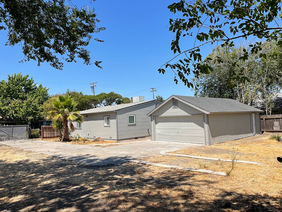 1st image of 6811 Woodbine Ave
