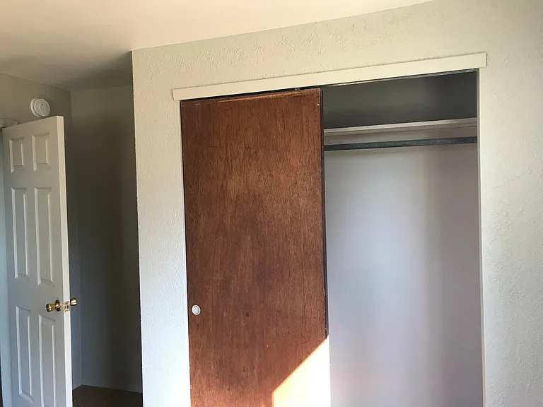 5648 Avalon St — Photo 16