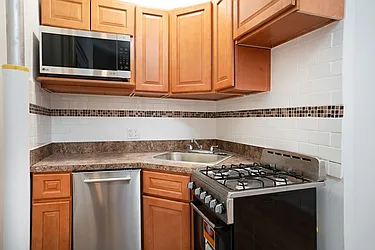 Rented by Waldstar Real Estate LLC