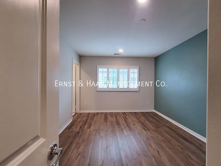 14414 Strawberry Ln #4 — Photo 27