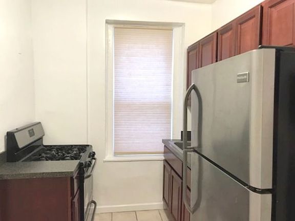 4th image of 700 Ocean Ave APT 1H
