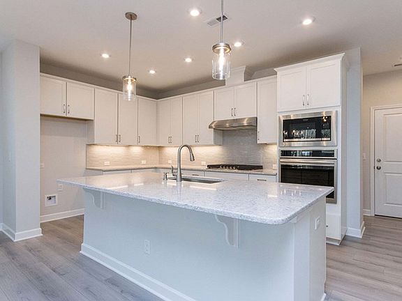 The Paramount - Kitchen