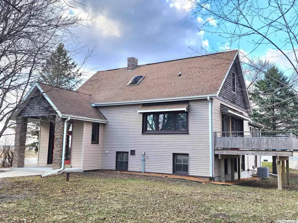 11949 Lark Ave, Rockwell, IA 50469