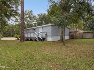 6012 Charles St, Ocean Springs, MS 39564