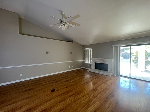 2nd image of 8463 N Recreation Ave