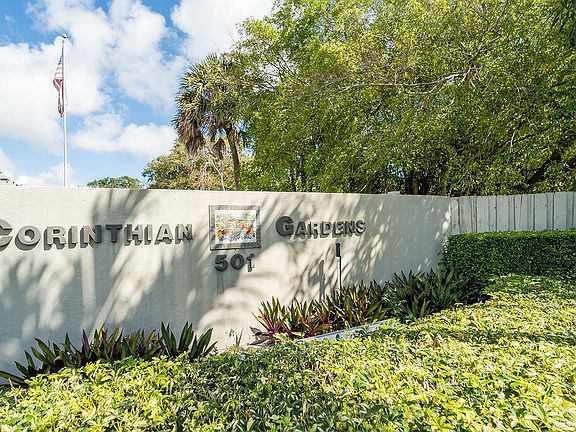 3rd image of 501 SW 11th Place #402-a