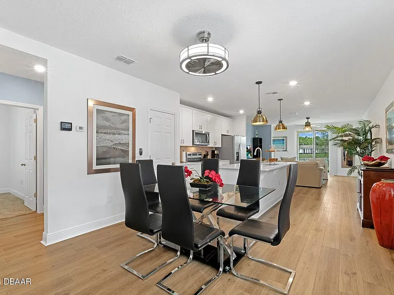 136 Links Terrace Blvd — Photo 15