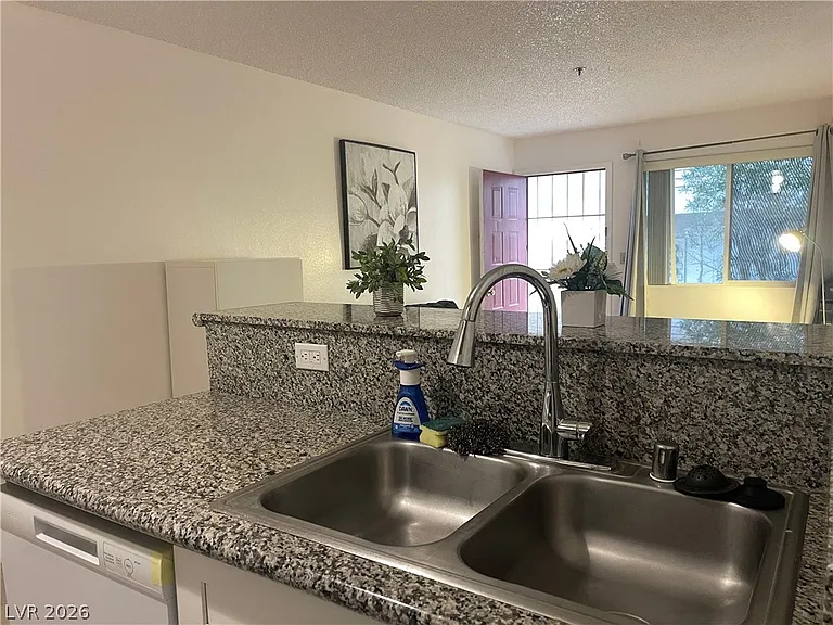 1361 E University Ave #105 — Photo 10
