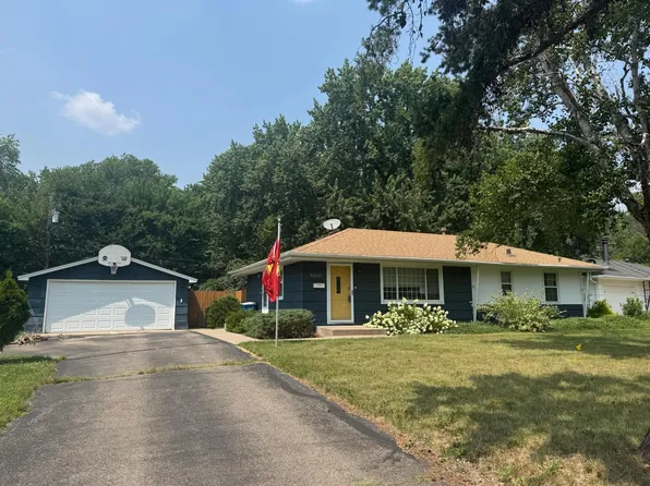 4600 Nord Dr, Bloomington, MN 55437