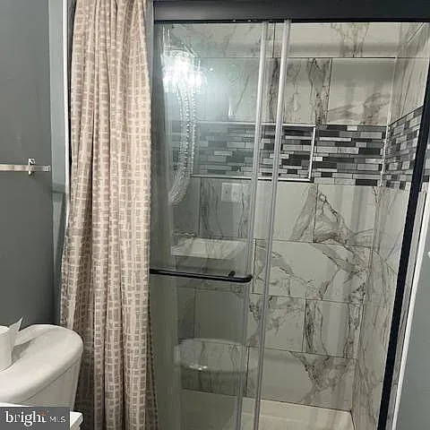 7001 Blue Bird Ct — Photo 27