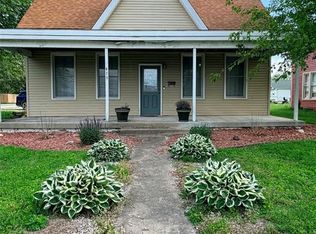 419 W Main St, Bowling Green, MO 63334