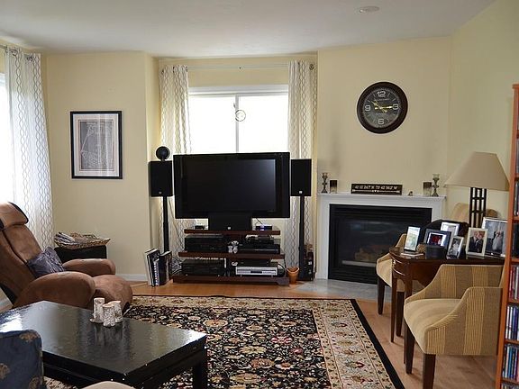 2nd image of 6 Mayflower Ln #135D