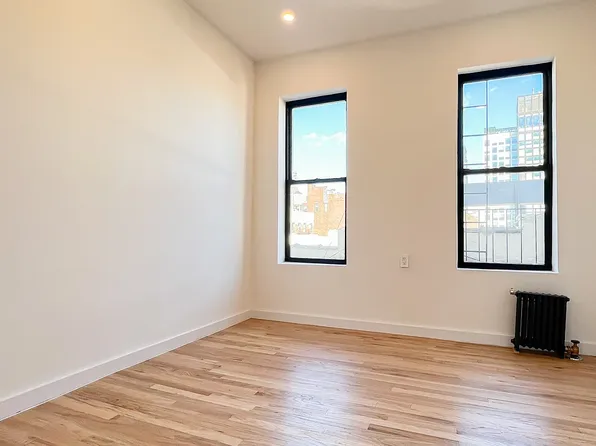 200 Mott St APT 12, New York, NY 10012