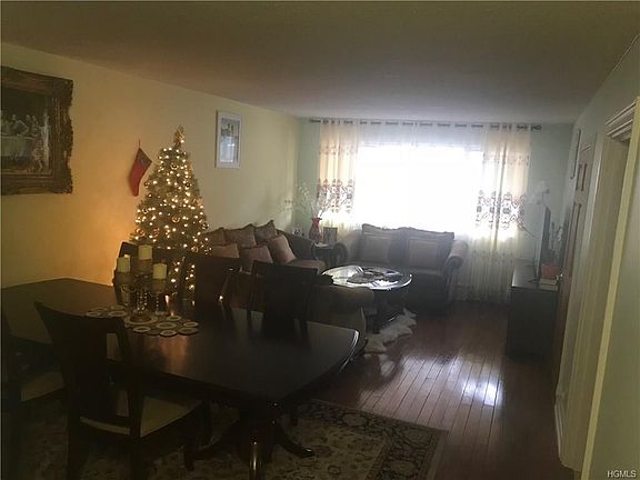 2nd image of 1523 Central Park Ave APT 1F